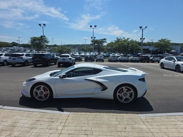 Used 2023 Chevrolet Corvette Stingray Preferred Cpe w/ Z51 Performance Package RWD image 4