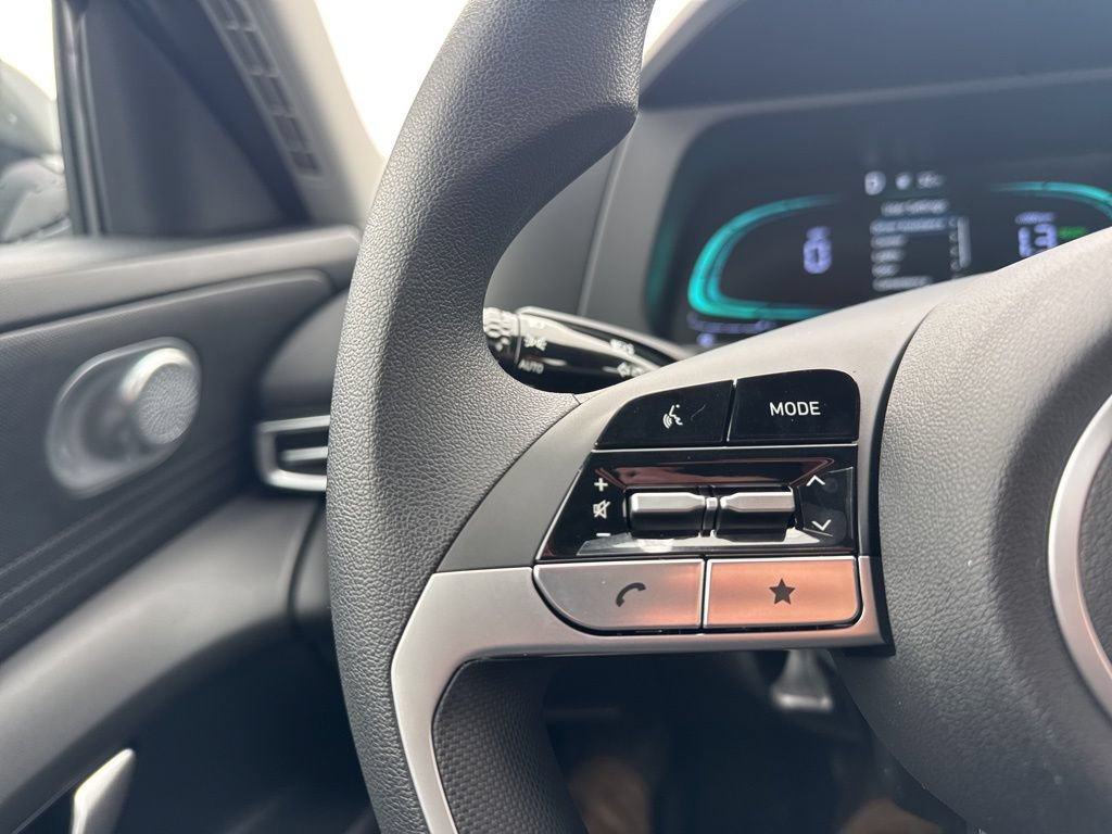 New 2026 Hyundai Elantra Hybrid FWD image 15
