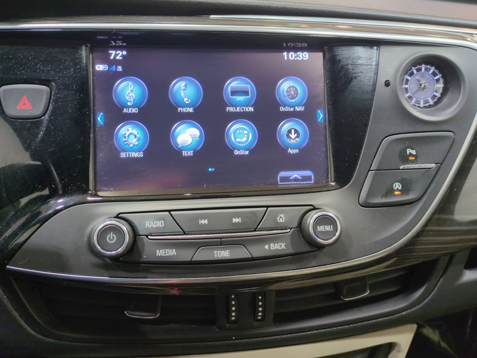Used 2020 Buick Envision Preferred AWD/4WD image 22