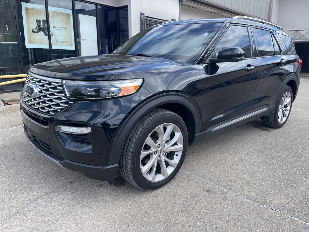 Used 2023 Ford Explorer Platinum w/ Technology Package image 1