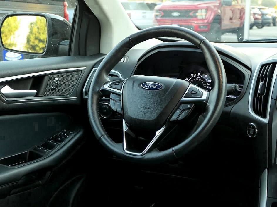Used 2023 Ford Edge SEL w/ Sport Appearance Package image 27