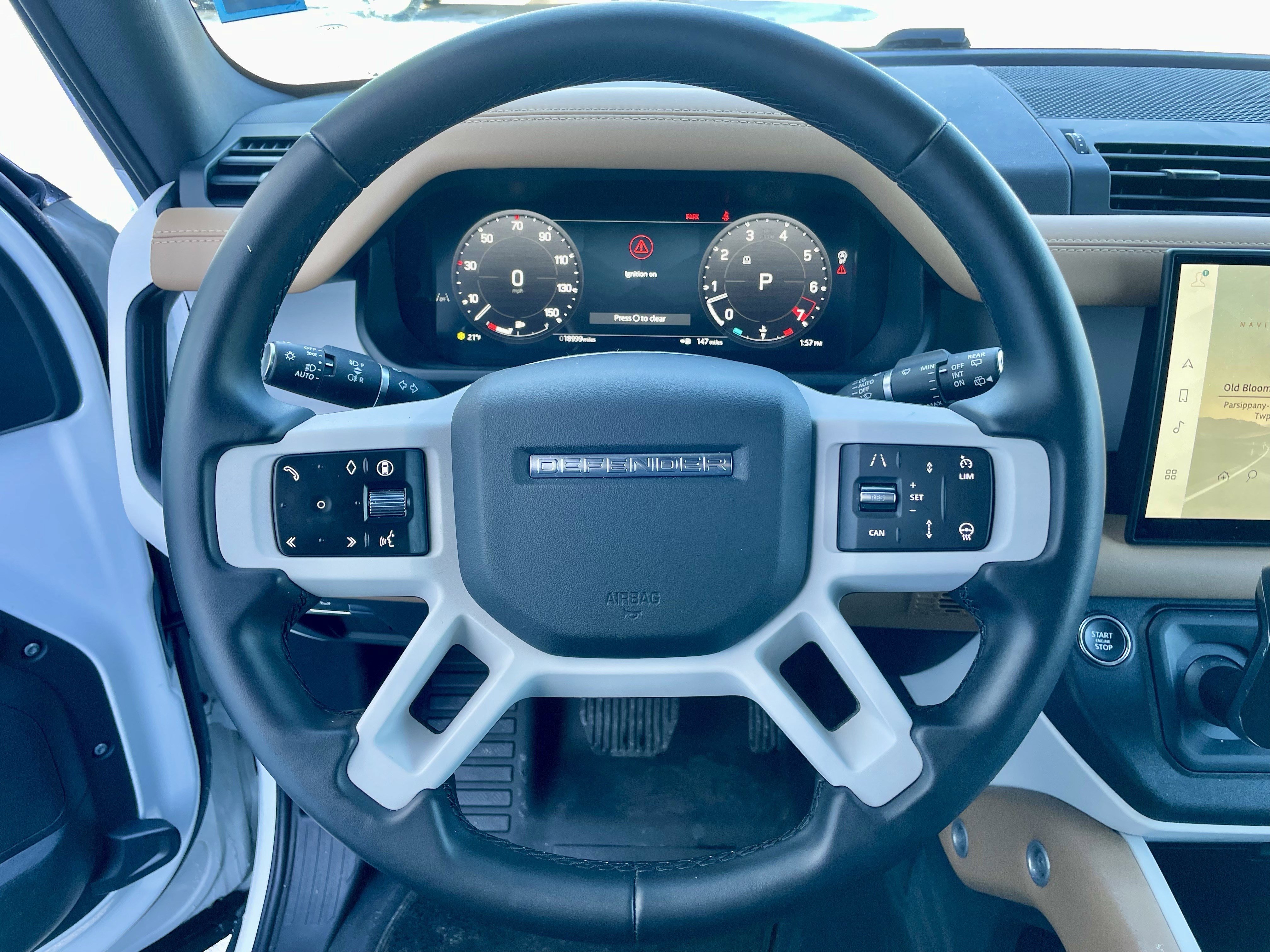 Certified 2025 Land Rover Defender 110 X-Dynamic SE image 21