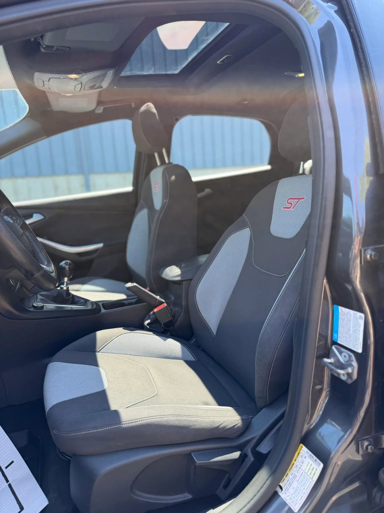 Used 2015 Ford Focus ST FWD image 11