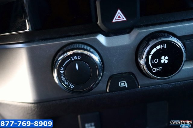 Used 2017 Toyota Tacoma SR5 image 23