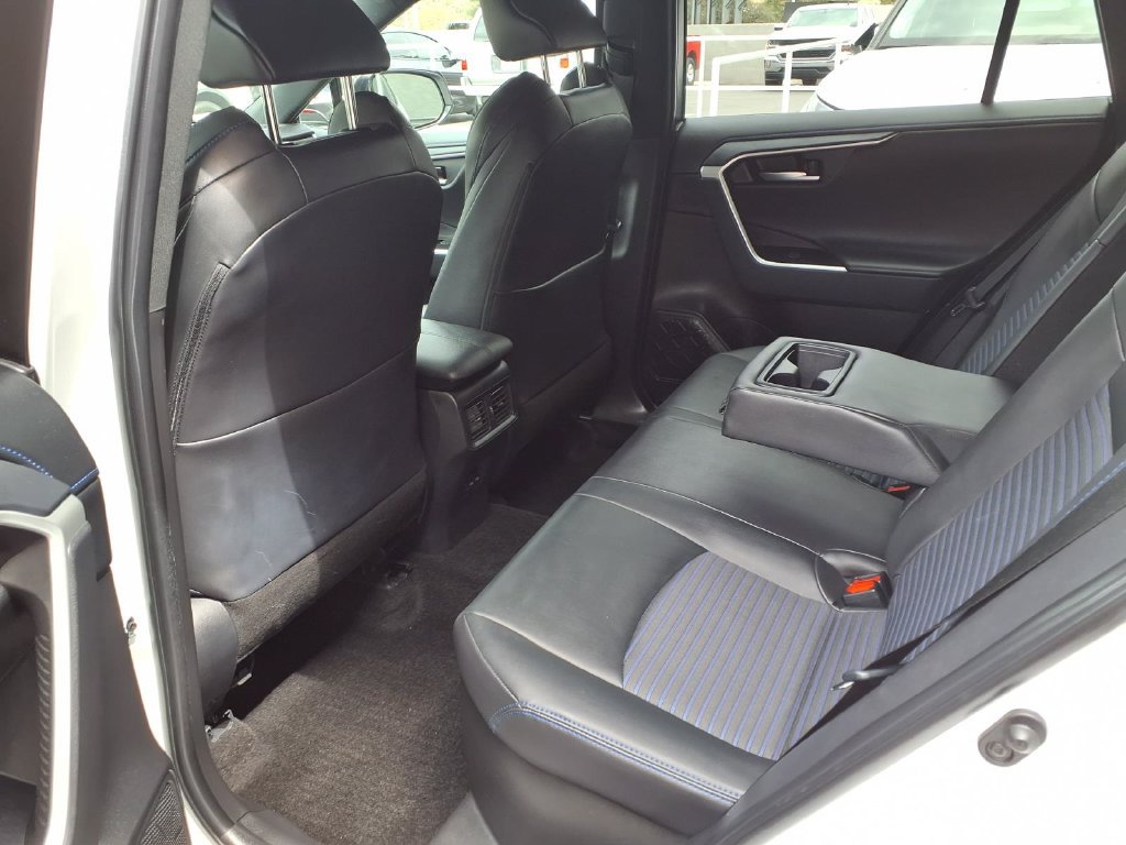 Certified 2025 Toyota RAV4 XSE w/ Weather Package AWD/4WD image 31