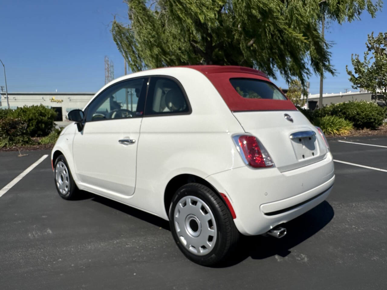 Used 2016 FIAT 500 Pop FWD image 9