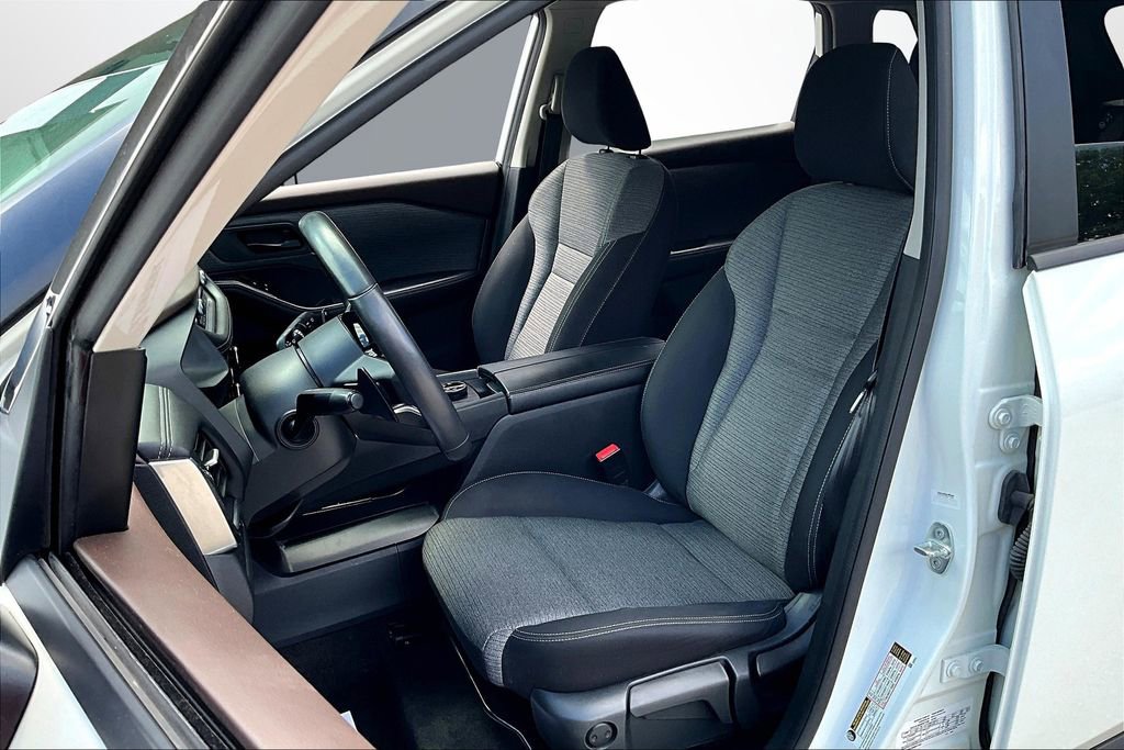 Used 2021 Nissan Rogue S image 21