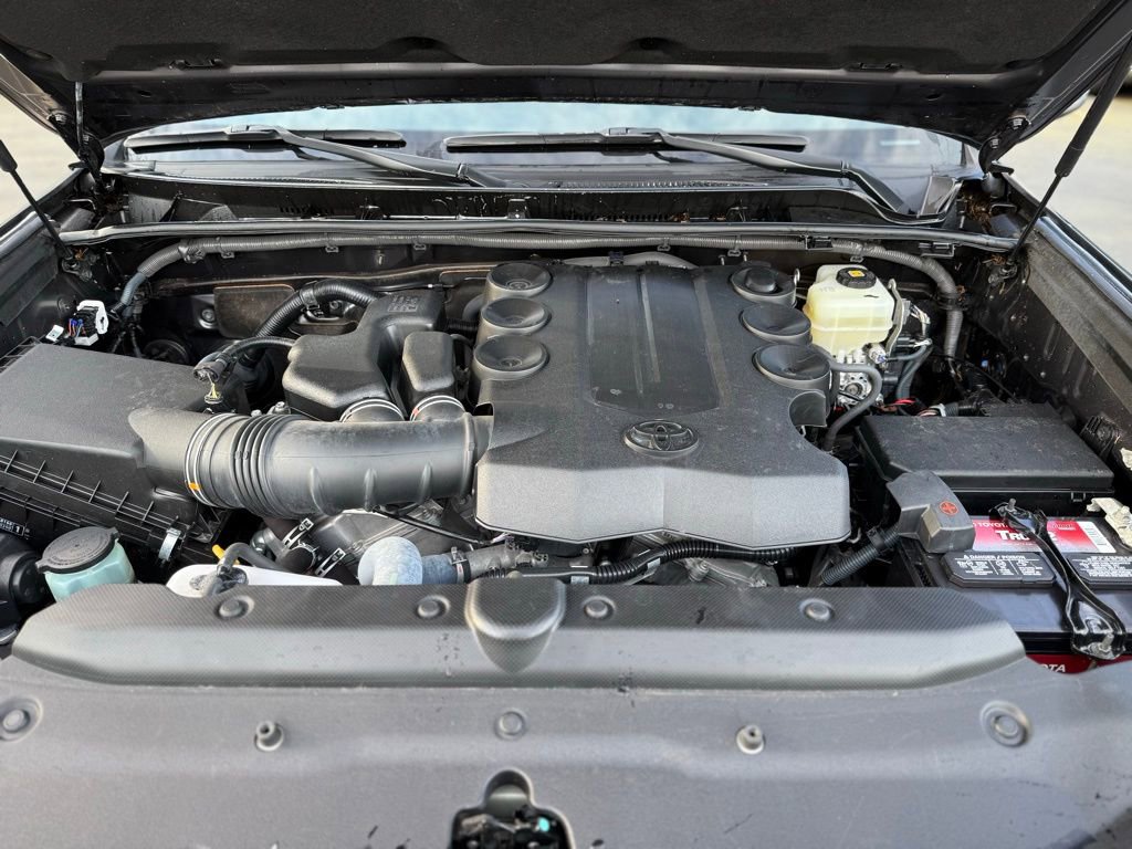 Used 2017 Toyota 4Runner SR5 Premium image 10