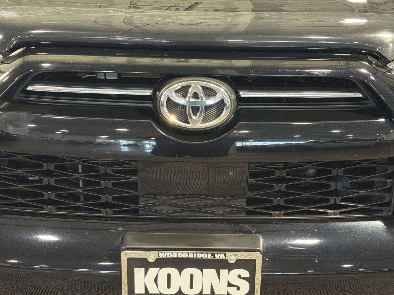 Used 2020 Toyota 4Runner SR5 Premium w/ Moonroof Package image 12