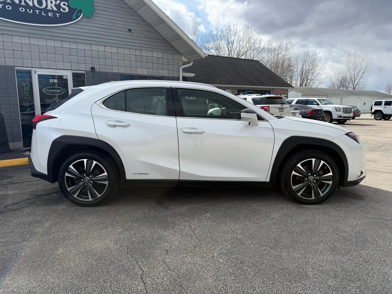 Used 2021 Lexus UX 250h UX 250h AWD w/ Premium Package image 2