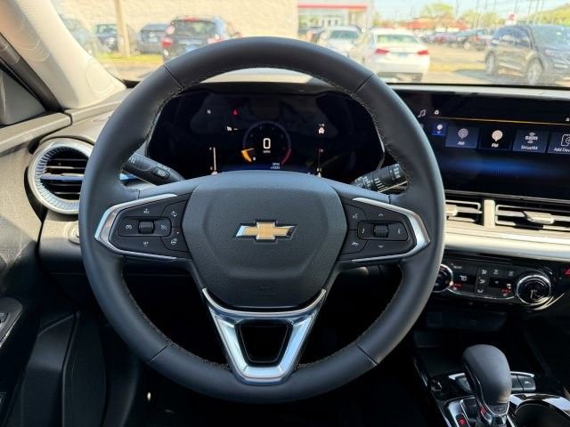 New 2026 Chevrolet Trax LT w/ LT Convenience Package FWD image 24