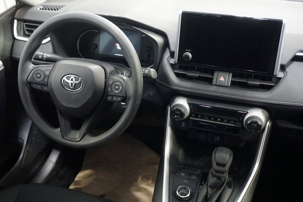 New 2025 Toyota RAV4 LE image 27