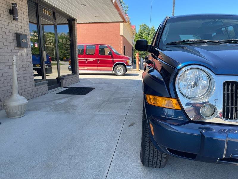 Used 2005 Jeep Liberty Limited AWD/4WD image 6