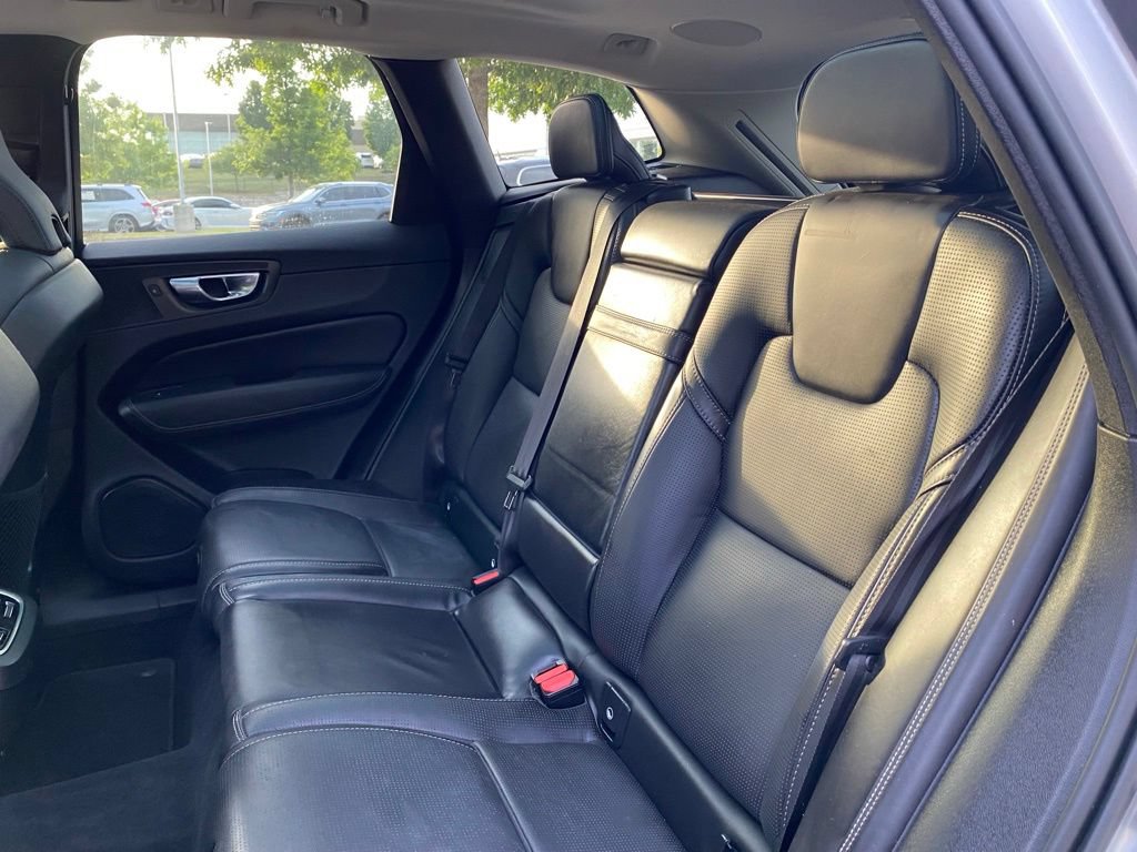 Used 2021 Volvo XC60 T5 Inscription FWD image 26