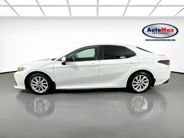 Used 2021 Toyota Camry LE FWD image 8