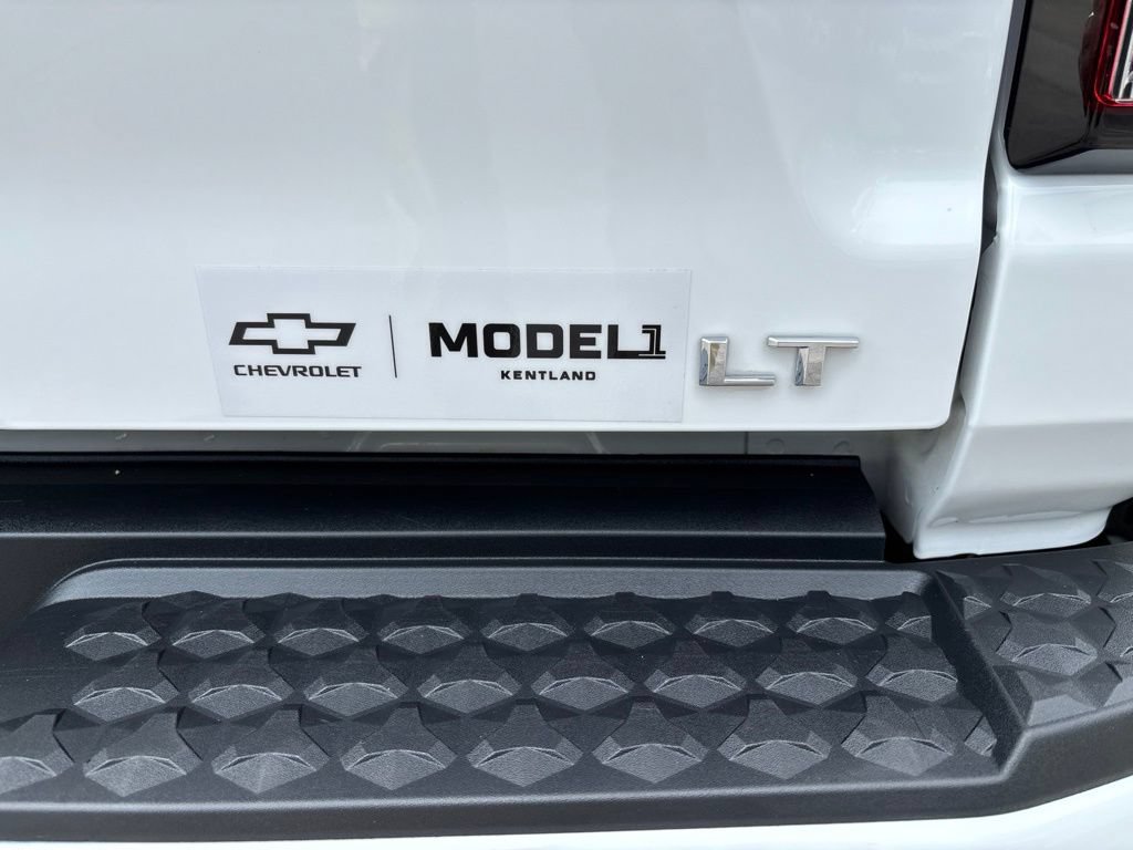 Used 2024 Chevrolet Colorado LT w/ LT Convenience Package II RWD image 14