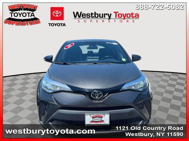 Used 2020 Toyota C-HR XLE FWD image 3