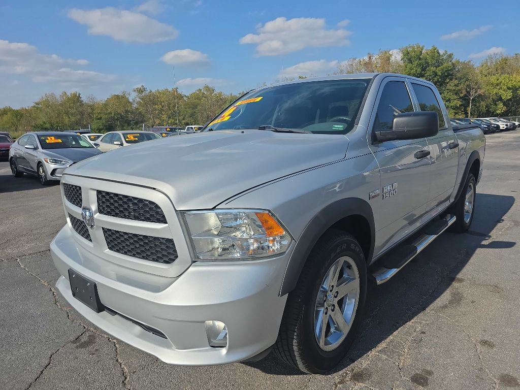 Used 2014 RAM 1500 Express AWD/4WD image 2