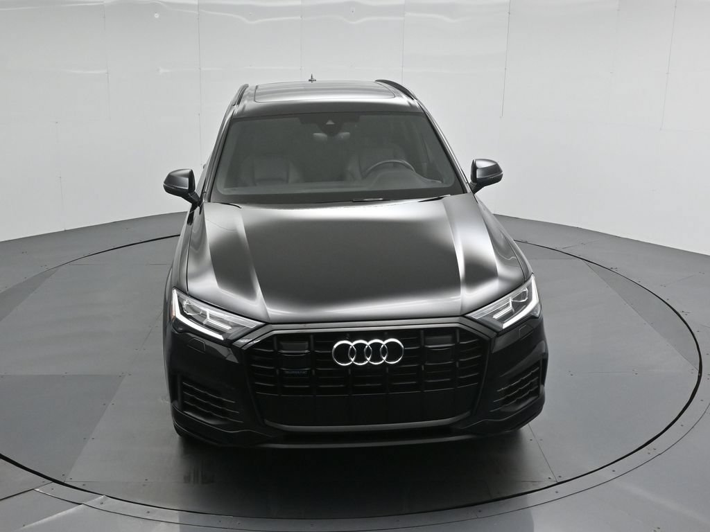 Used 2022 Audi Q7 3.0T Premium Plus w/ Premium Plus Package AWD/4WD image 41