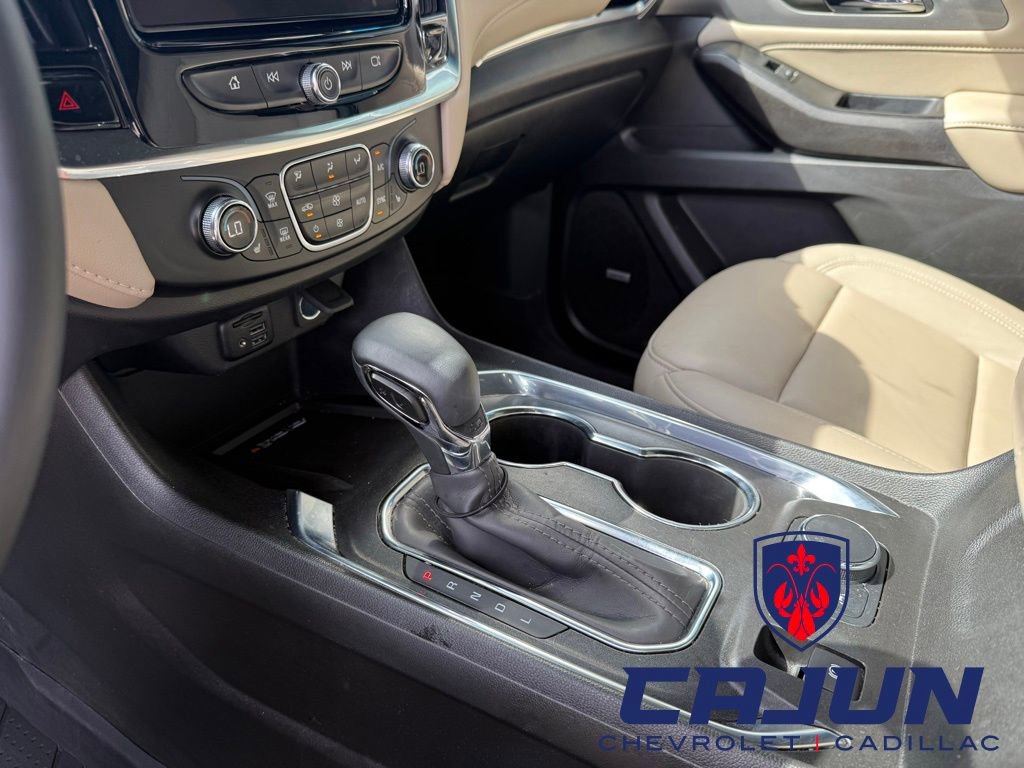 Used 2023 Chevrolet Traverse LT w/ LT Premium Package image 14