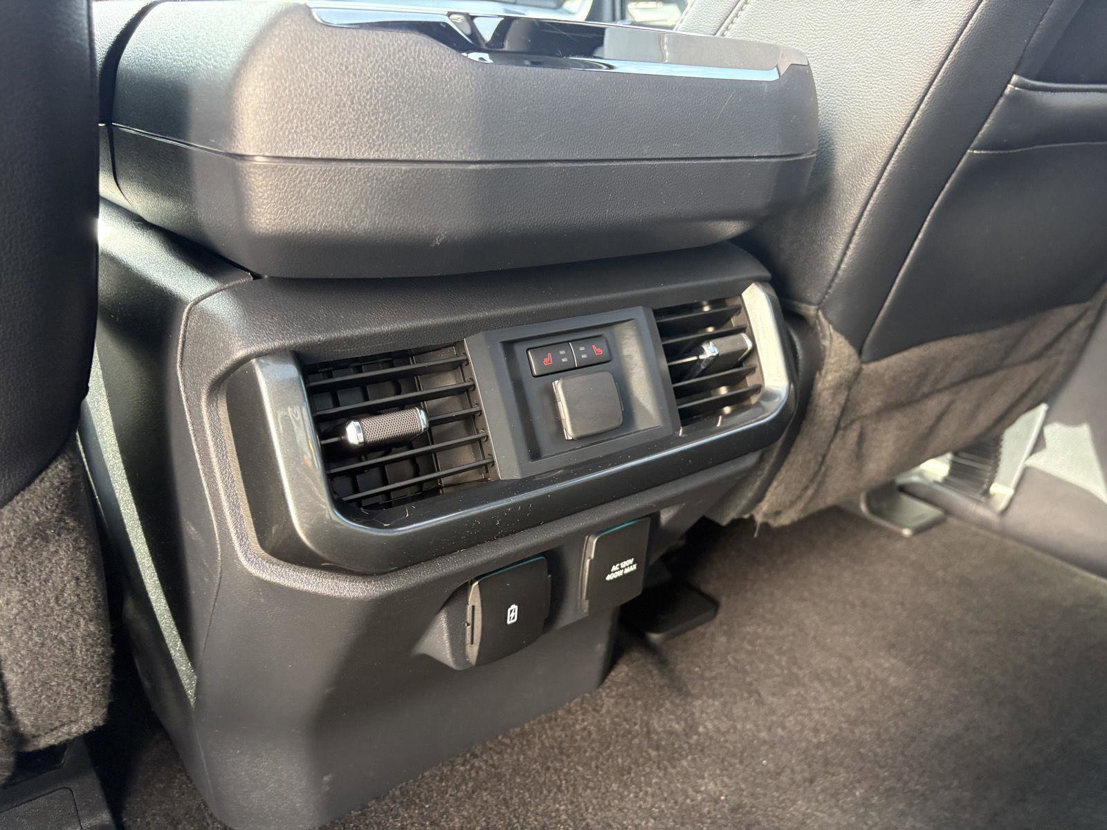 Used 2022 Ford F150 Lariat w/ Equipment Group 502A High AWD/4WD image 19