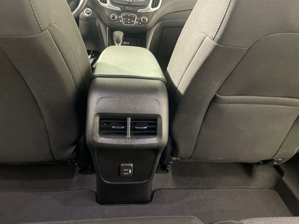 Used 2022 Chevrolet Equinox LT w/ Driver Convenience Package image 19