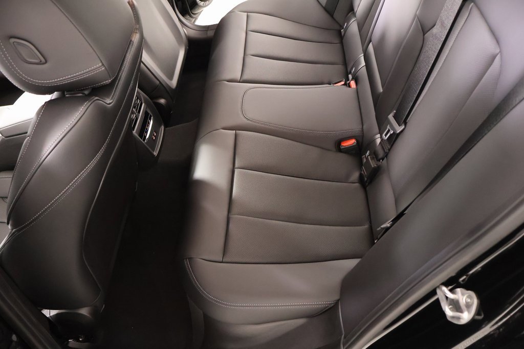 New 2026 BMW 330i xDrive Sedan w/ M Sport Package image 12