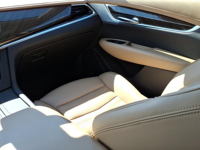 Certified 2023 Cadillac XT6 Premium Luxury w/ Platinum Package AWD/4WD image 10