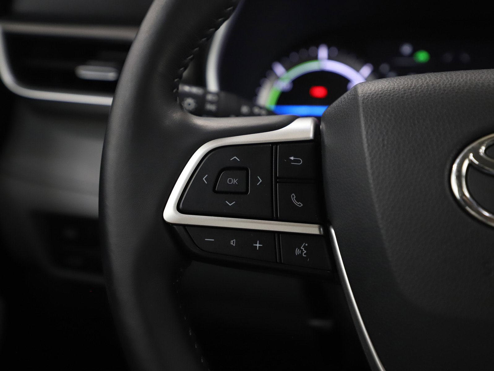 Used 2022 Toyota Highlander XLE image 29