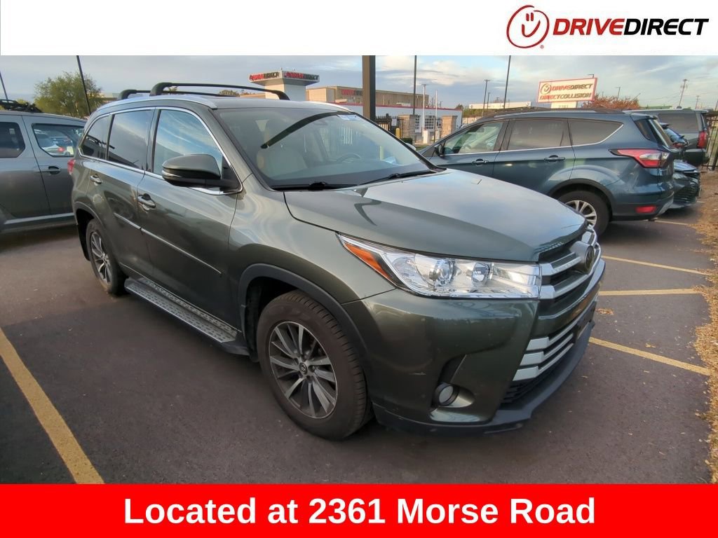Used 2017 Toyota Highlander SE