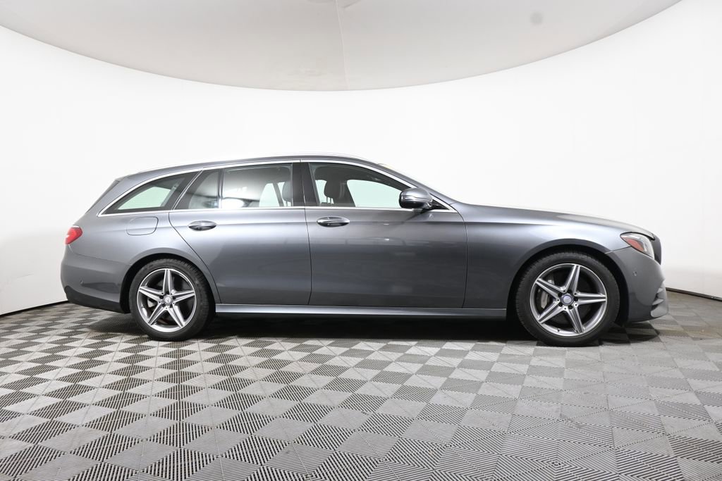 Used 2017 Mercedes-Benz E 400 4MATIC Wagon image 8