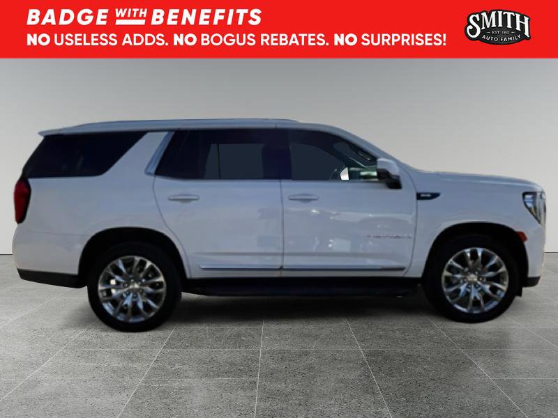 Used 2022 GMC Yukon SLT w/ SLT Luxury Package image 3