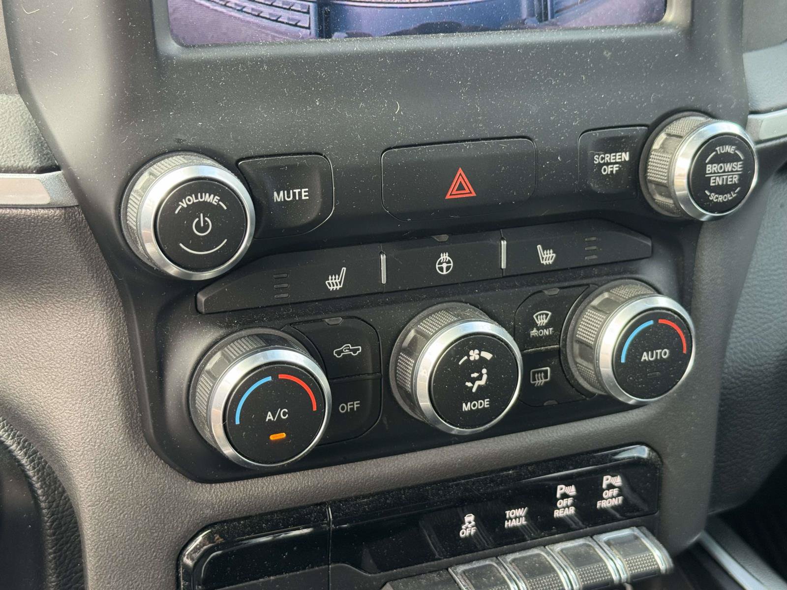Used 2021 RAM 1500 Big Horn AWD/4WD image 15