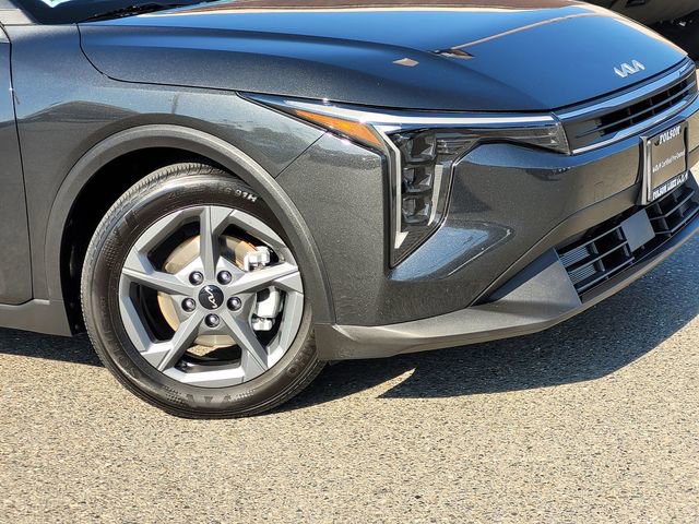 Used 2025 Kia K4 LXS image 6