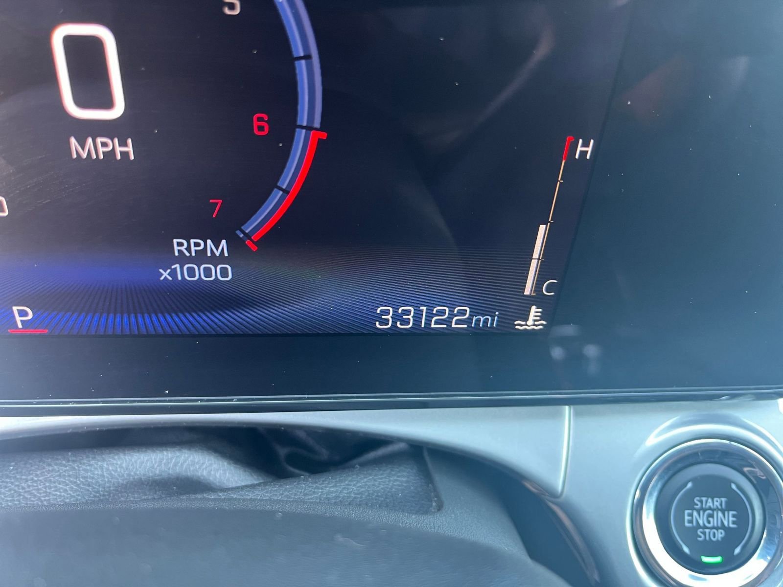 Used 2025 Chevrolet Trax LT FWD image 39