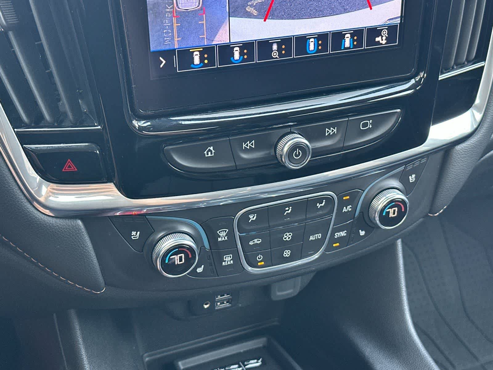 Used 2020 Chevrolet Traverse Premier w/ Redline Edition AWD/4WD image 22