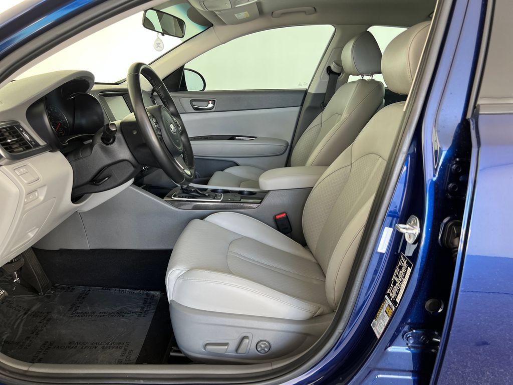 Used 2017 Kia Optima EX FWD image 12