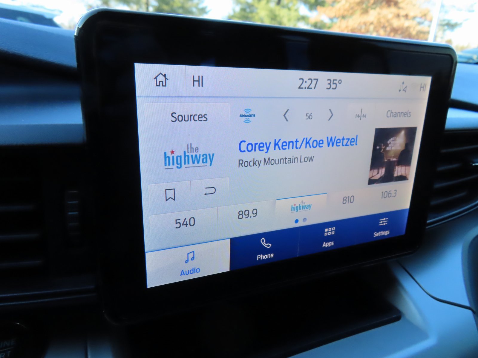 Used 2024 Ford Explorer XLT image 22