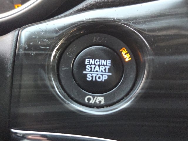 Used 2019 Jeep Grand Cherokee Limited image 25