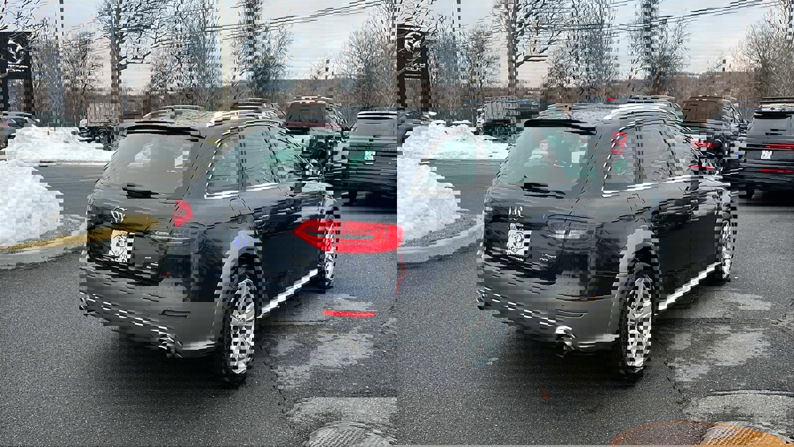 Used 2013 Audi A4 Premium Plus w/ Premium Plus Pkg image 4