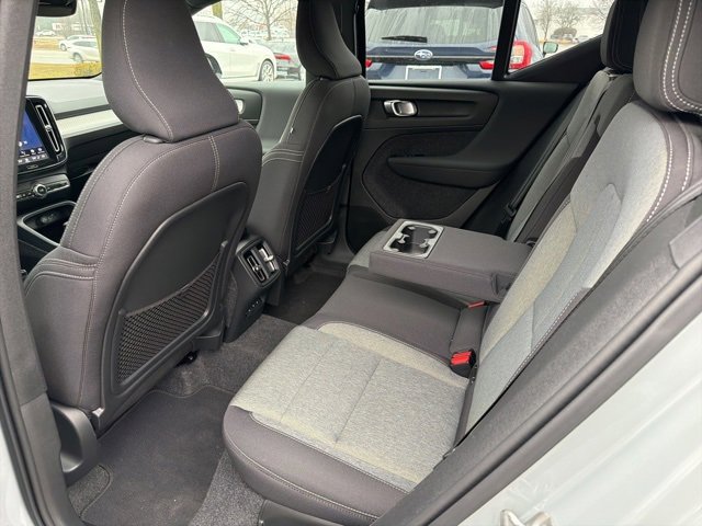 Used 2026 Volvo XC40 B5 Core w/ Climate Package image 7