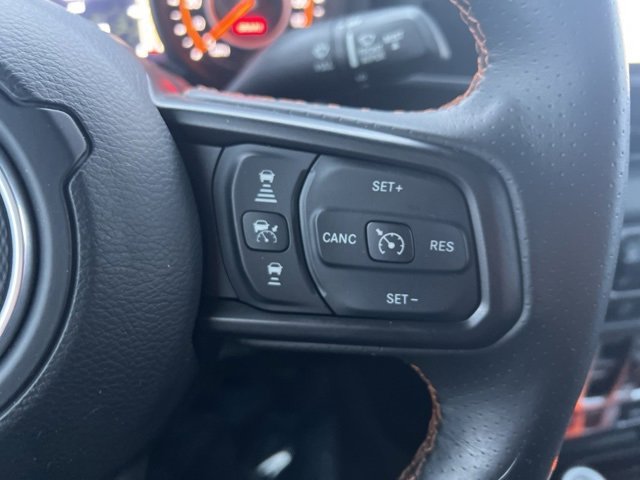 Used 2024 Jeep Gladiator Mojave w/ Technology Group image 8