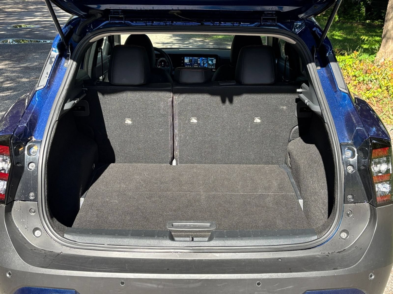 Used 2026 Nissan Kicks SR FWD image 29