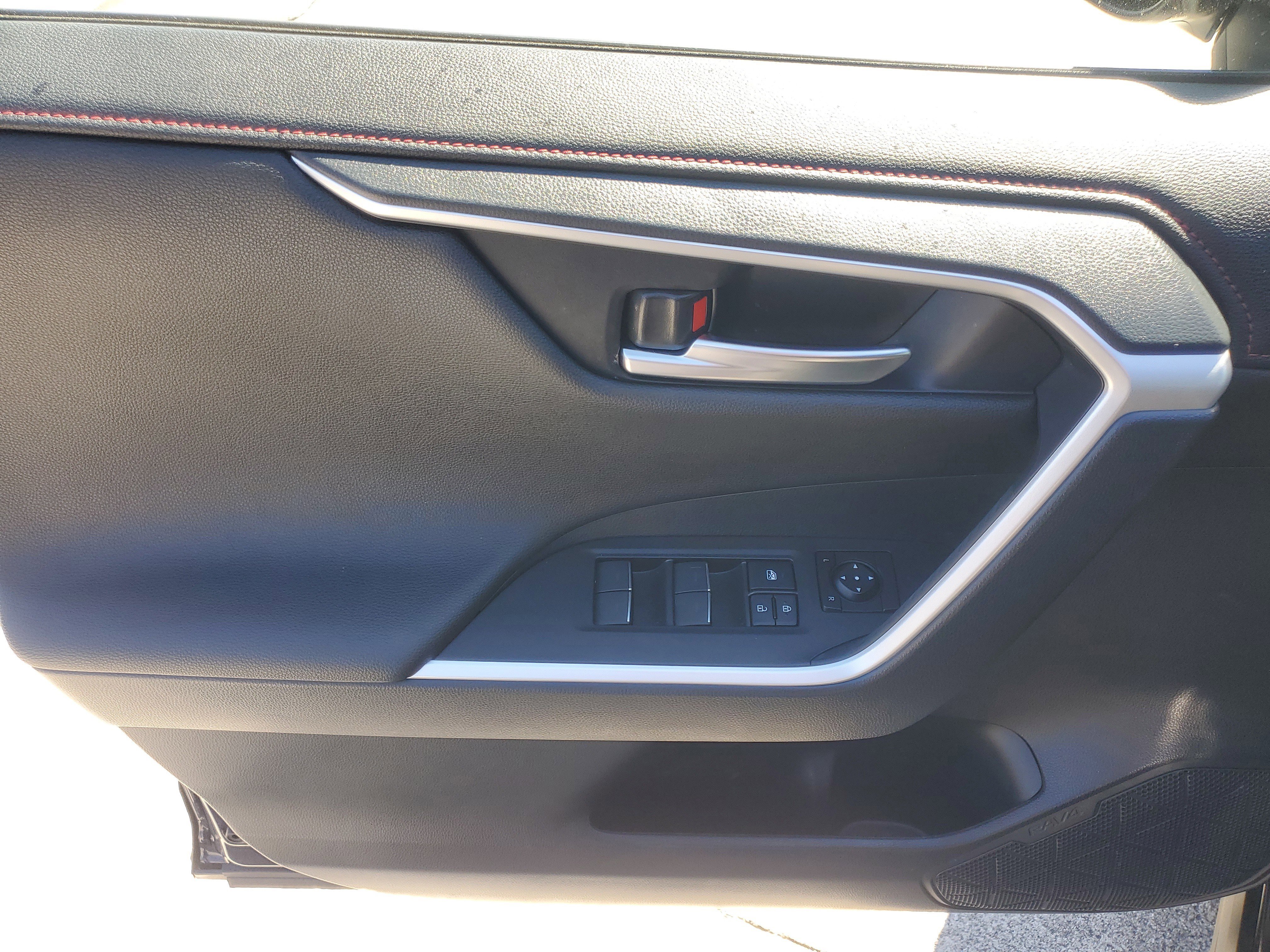 Certified 2025 Toyota RAV4 XSE w/ Weather Package image 21