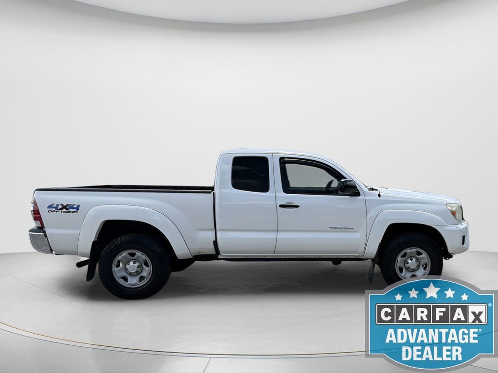 Used 2014 Toyota Tacoma 4x4 Access Cab w/ SR5 Package image 4