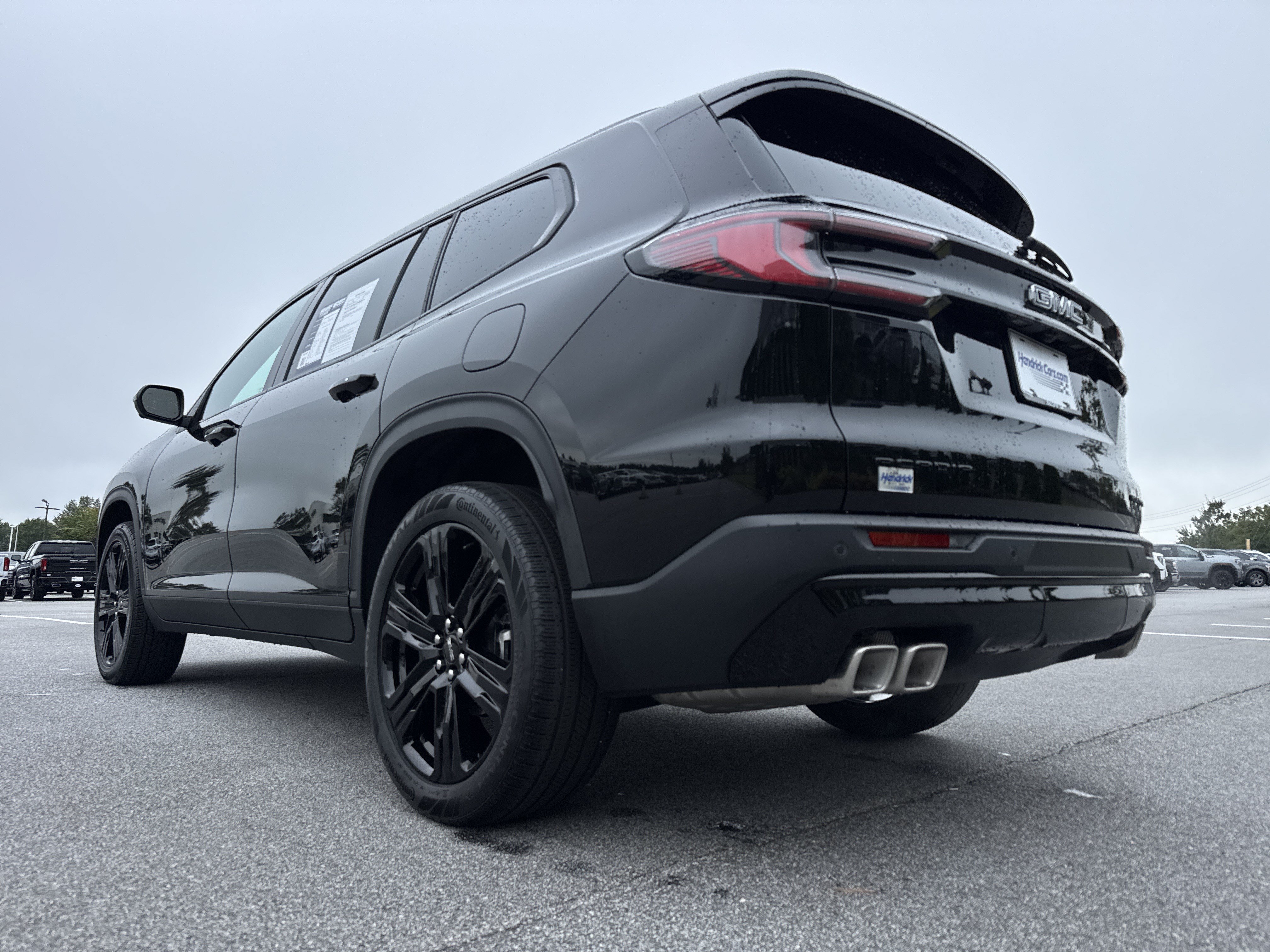 Used 2026 GMC Acadia Elevation w/ Black Edition FWD image 8