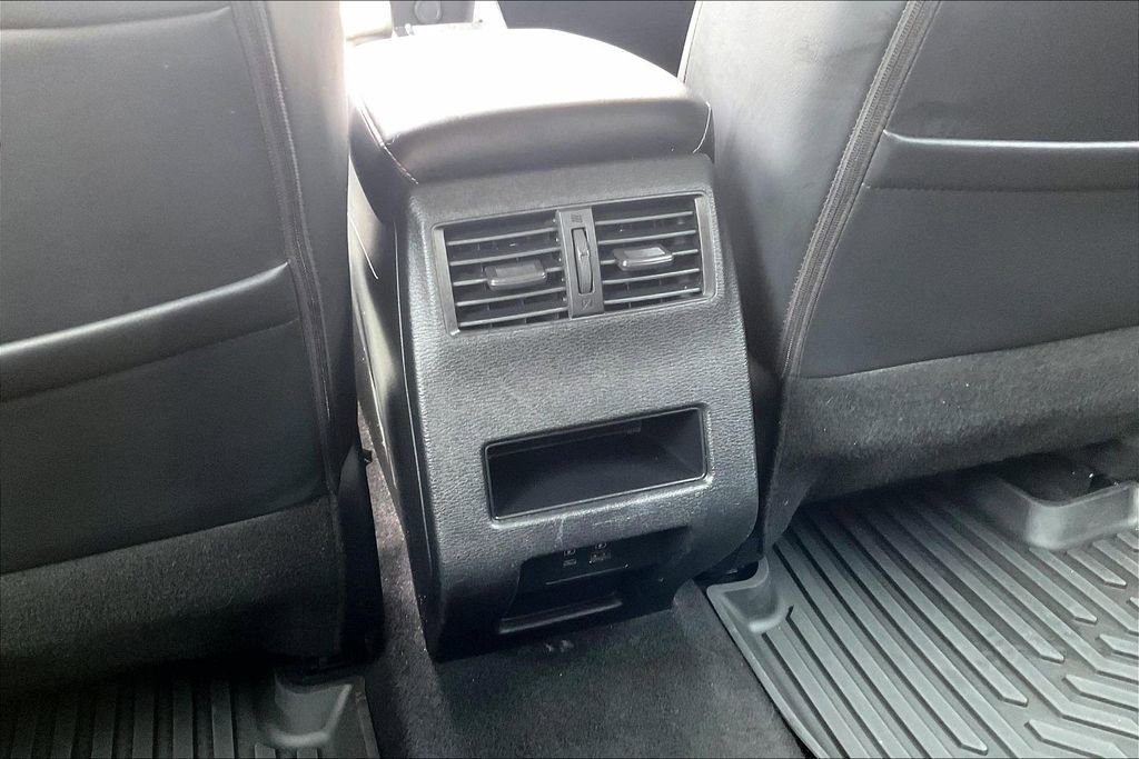 Used 2023 Mitsubishi Outlander SE AWD/4WD image 30