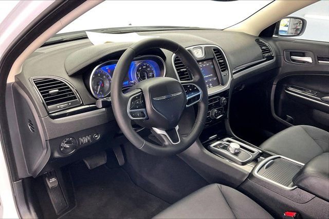 Used 2023 Chrysler 300 Touring w/ Sport Appearance Package RWD image 14