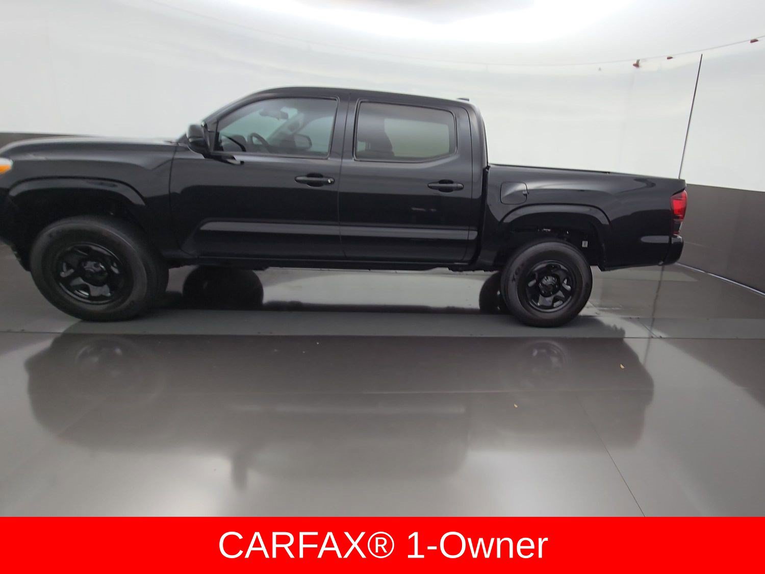 Certified 2023 Toyota Tacoma SR AWD/4WD image 5