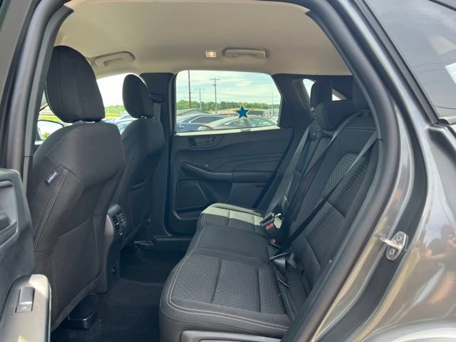 Used 2025 Ford Escape Active w/ Cold Weather Package AWD/4WD image 19